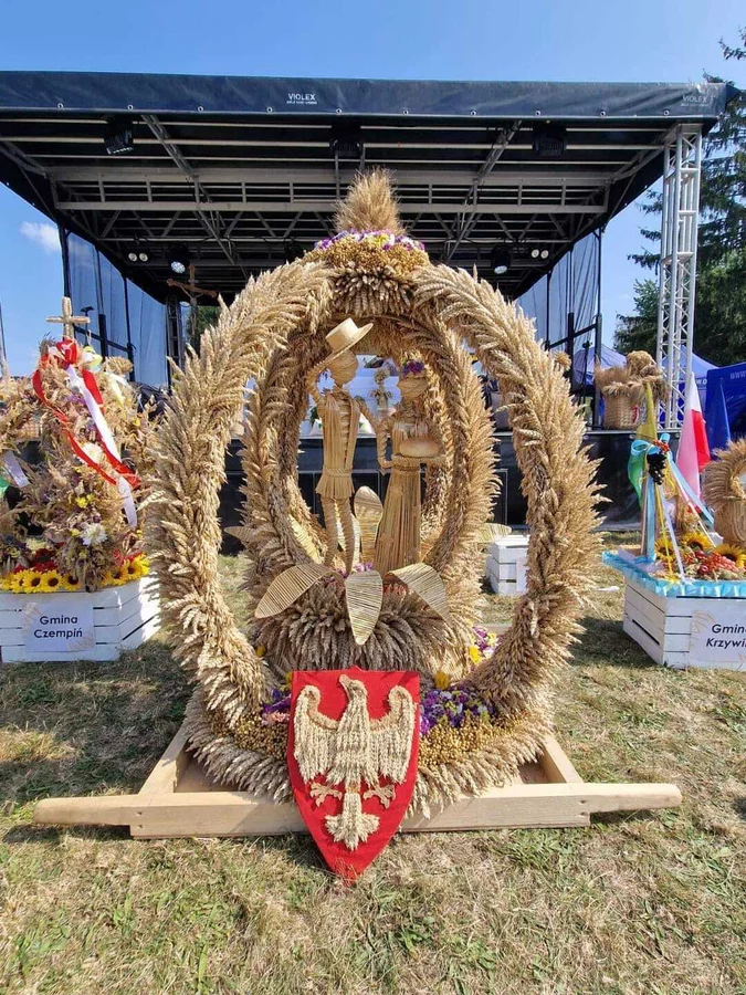Dożynki powiatowo gminne w Starej Łubiance oraz w Racocie