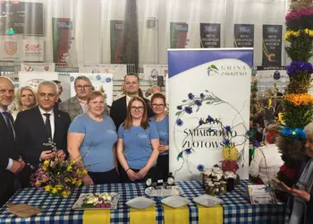 Uczestnicy „Konkursu z Jajem na potrawę i palmę wielkanocną” w Pile 